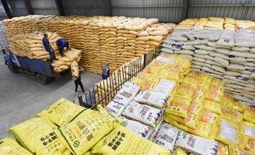 化肥銷售 暴利還是微利？老農(nóng)揭開中間商的真實(shí)收益面紗